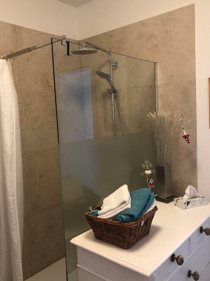 Ferienwohnung Burgenblick Mit Blick Auf Риденбург Экстерьер фото